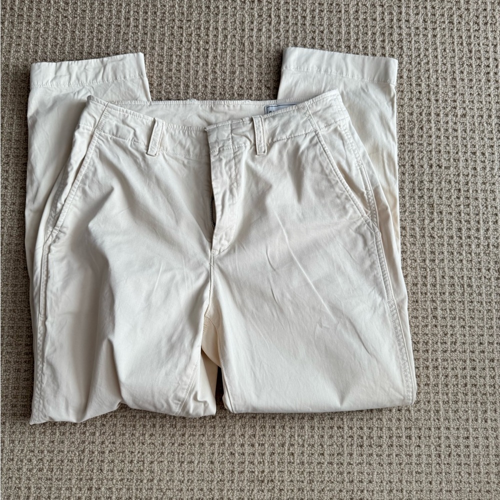 GAP Women’s khaki pants